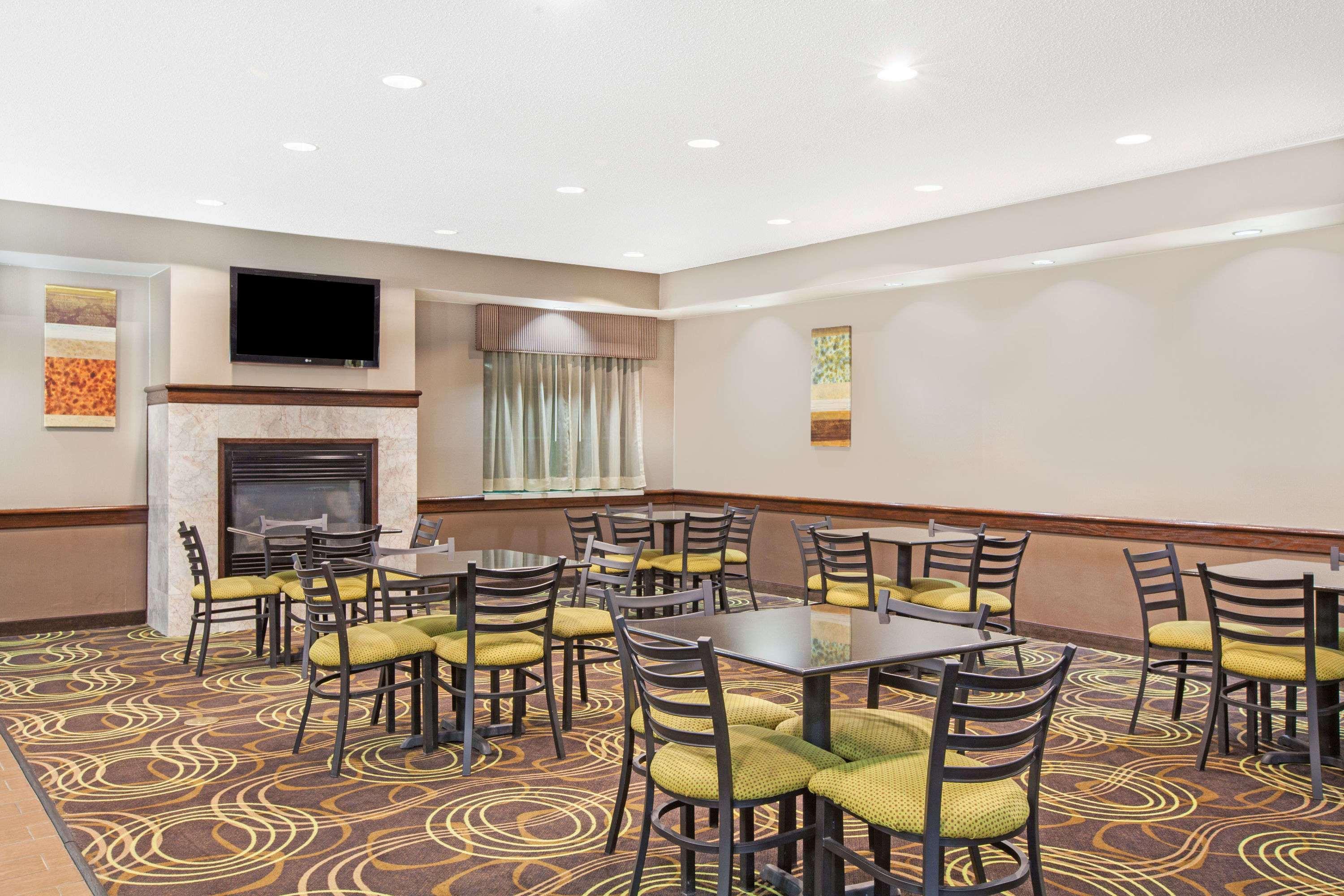 Days Inn By Wyndham Brewerton/ Syracuse Near Oneida Lake Exteriér fotografie